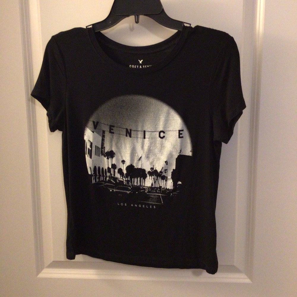 AEO black Tshirt